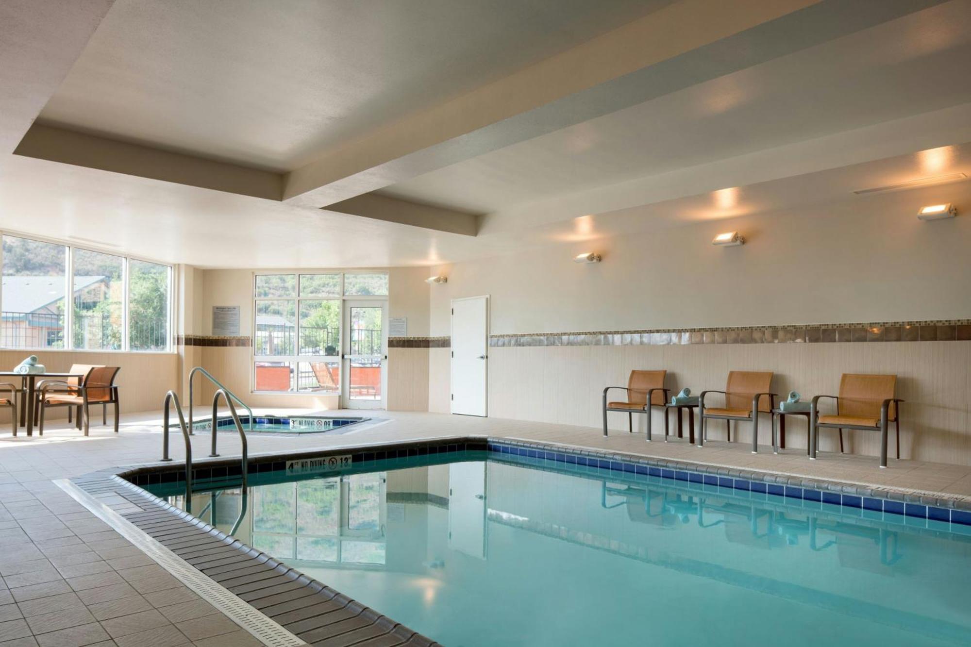 Courtyard By Marriott